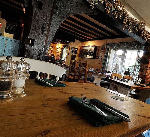 ホテル John Barleycorn ダックスフォード エクステリア 写真